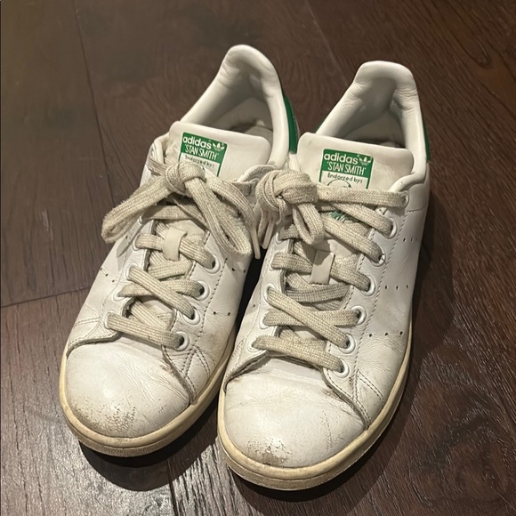 Adidas Stan Smith White and Green Leather Sneakers 6.5 women’s size - Picture 1 of 7